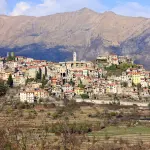 Triora, il paese delle streghe: storia, museo e guida alla visita nell’entroterra ligure