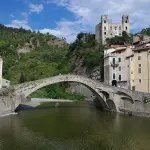 Dolceacqua: cosa vedere nel borgo ligure tra il ponte di Monet e il castello dei Doria