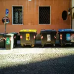 Sanremo, dietrofront sulle ecoisole del Borgo: i moduli lasceranno via Martiri